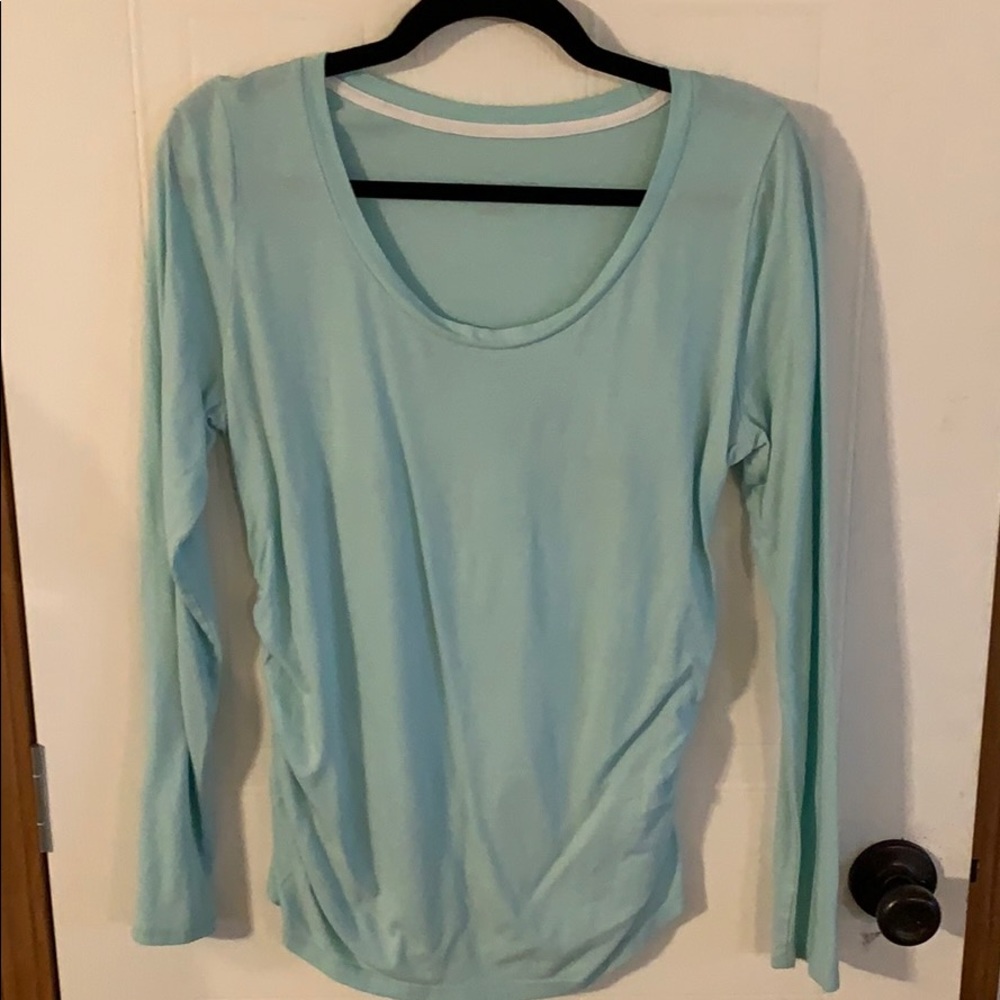 Women’s long sleeve maternity top